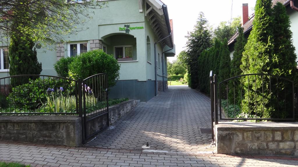Park Apartman Hévíz Eksteriør bilde